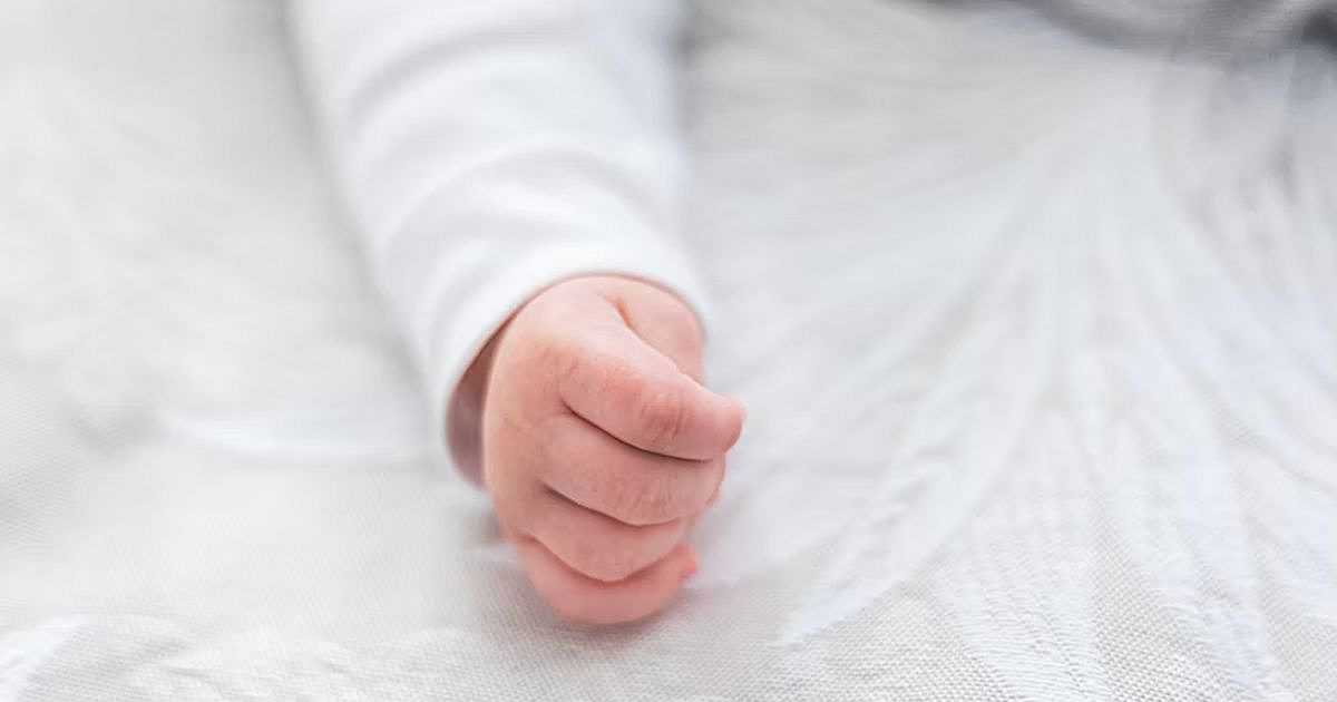 چهار قلوها پس از زایمان اتوریکشا می میرند، خانواده تاخیر آمبولانس را مقصر می دانند