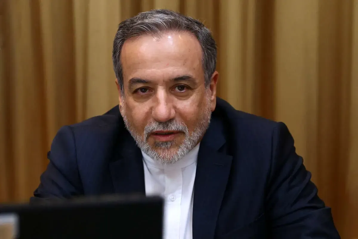 عراقچی: ما به سخنان رکیک پاسخ مشابه نمی‌دهیم؛ عمل می کنیم