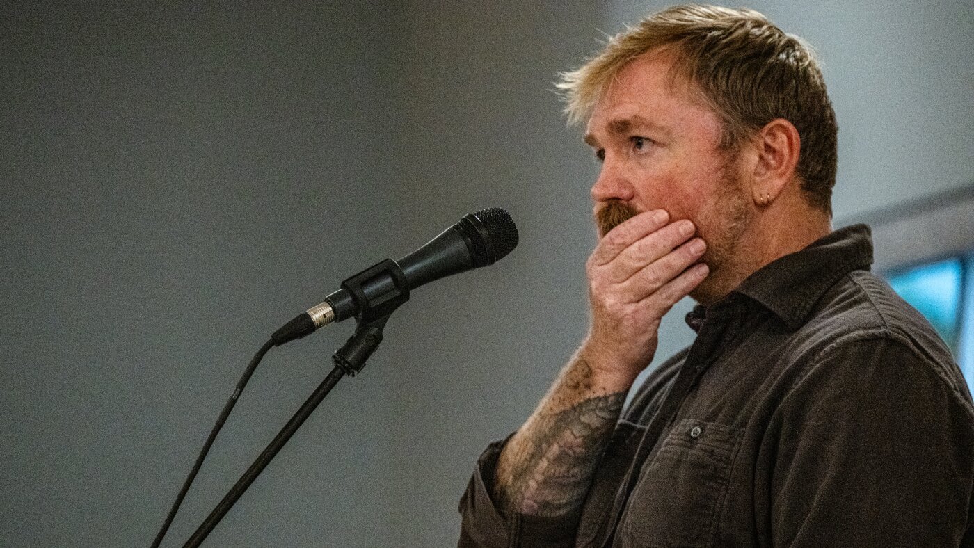 دموکرات های مین می گویند که مبارزات انتخاباتی پلاتنر در تلاش است بر روند جایگزینی تأثیر بگذارد