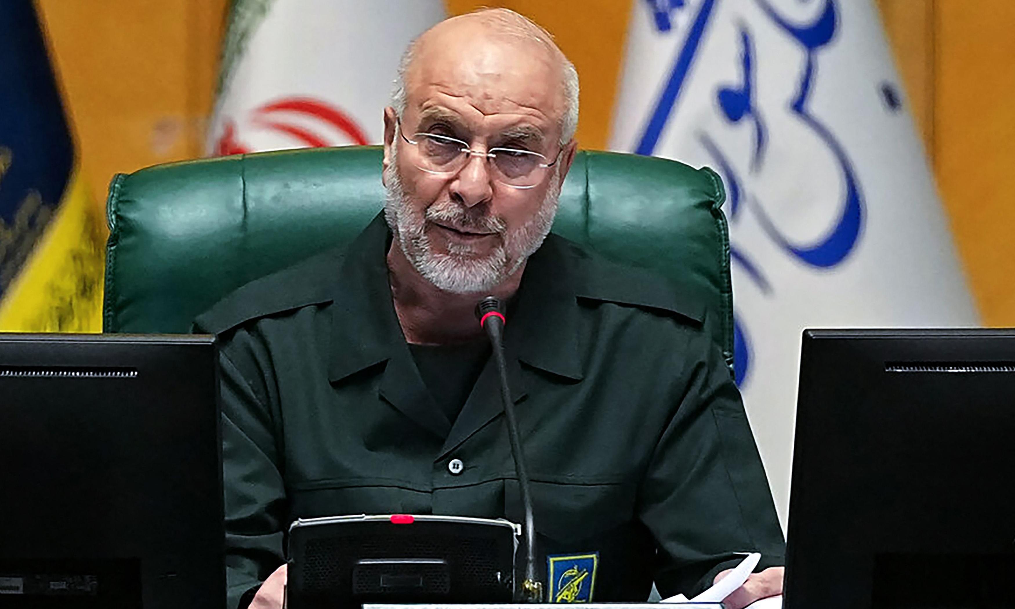 ایران هشدار داد که تنگه هرمز تنها تحت "ترتیبات ایران" عمل خواهد کرد