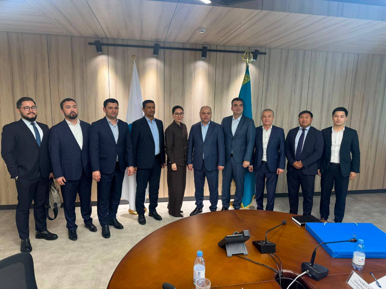 ازبکستان، قزاقستان و قرقیزستان دیجیتالی شدن راه آهن را بررسی می کنند