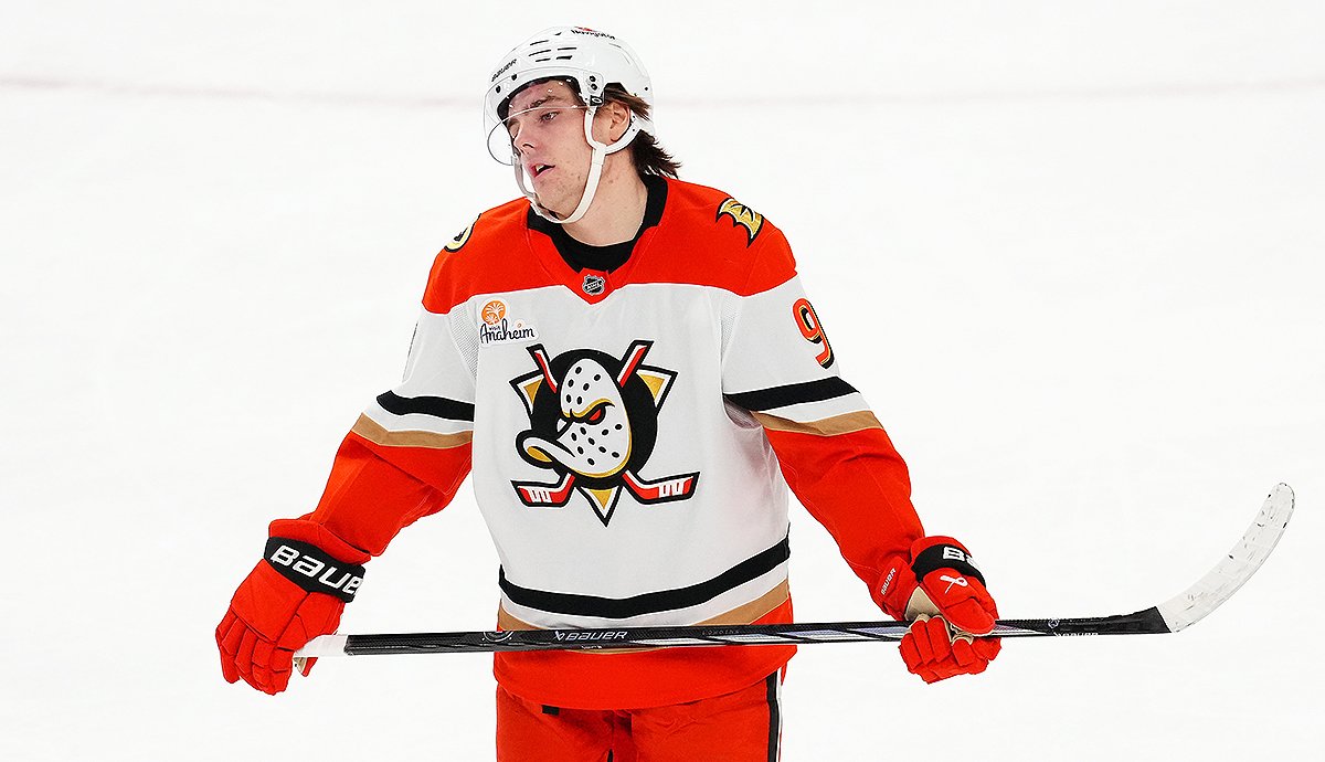هیچ Carlsson برای Flyers به عنوان Ducks با ورق پیشنهاد بزرگ مطابقت ندارد