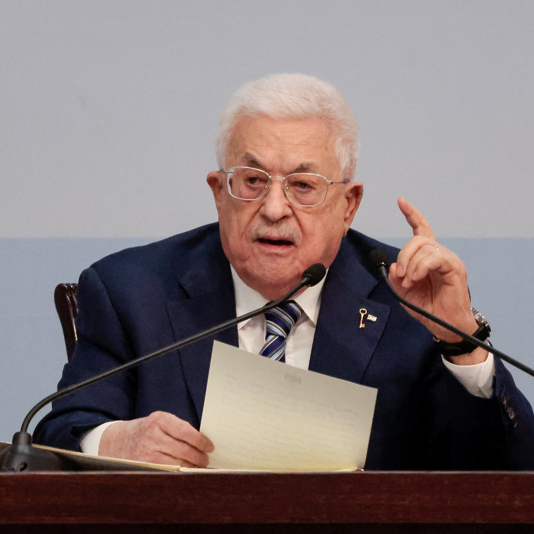 تشکیلات خودگردان فلسطین تاریخ برگزاری اولین انتخابات بزرگ در 20 سال آینده را تعیین کرد