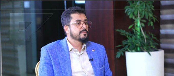 سفیر یمن: تشییع رهبر شهید پیامآور قدرت برای مقاومت و افول هژمونی آمریکا و اسرائیل است