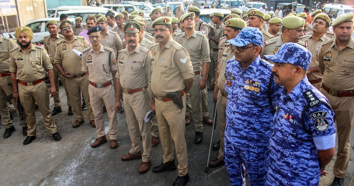 Meerut SSP از اقدام پلیس در میان اعتراضات به مرگ دانشجوی SC دفاع می کند