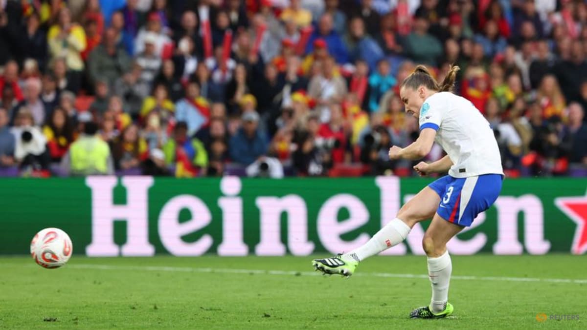 من سیتی، قهرمان WSL، چارلز مدافع انگلیس را از چلسی به خدمت گرفت