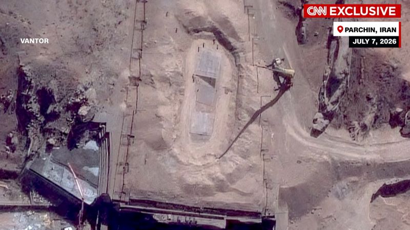 اختصاصی CNN: تصاویر ماهواره ای جدید نشان می دهد که ایران ممکن است در حال بازسازی تاسیسات هسته ای مشکوک باشد