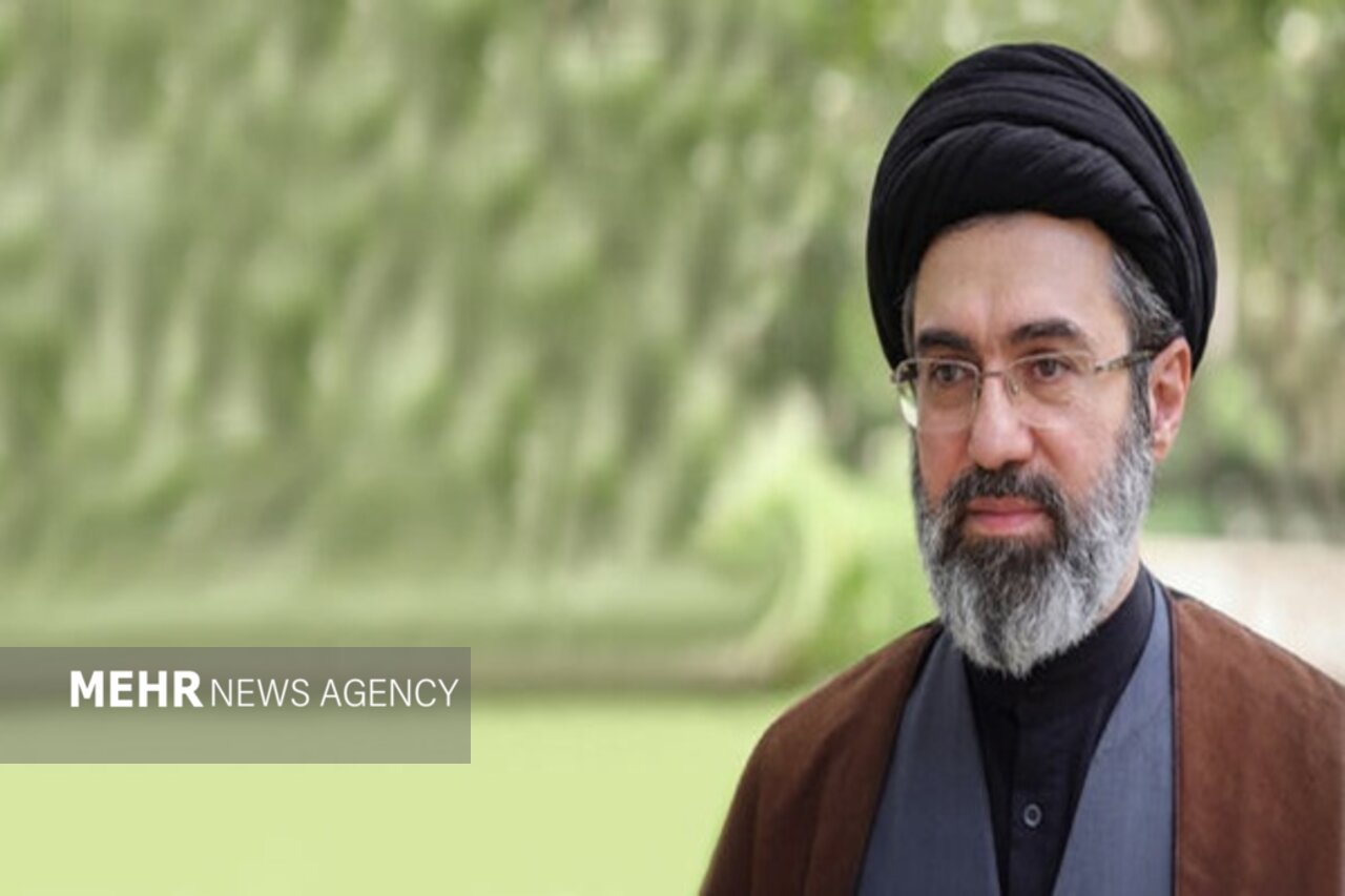 رهبر انقلاب: انتقام خواست ملّت ما است و بهطور حتمی باید صورت بگیرد