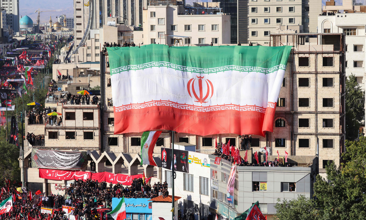 ایران میگوید در بحبوحه تداوم نقضهای آمریکا، به توافق متعهد نخواهد شد