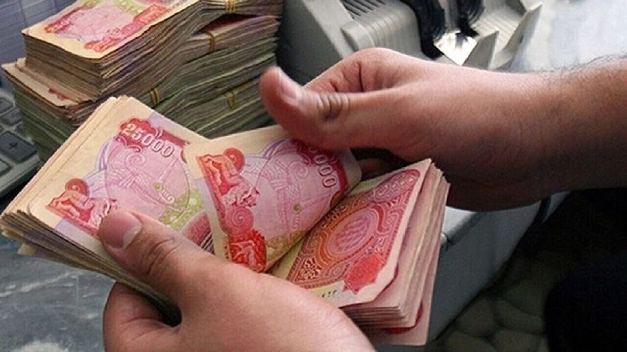 فروش ارز اربعین آغاز شد/ هر زائر چند دینار می‌تواند خریداری کند؟
