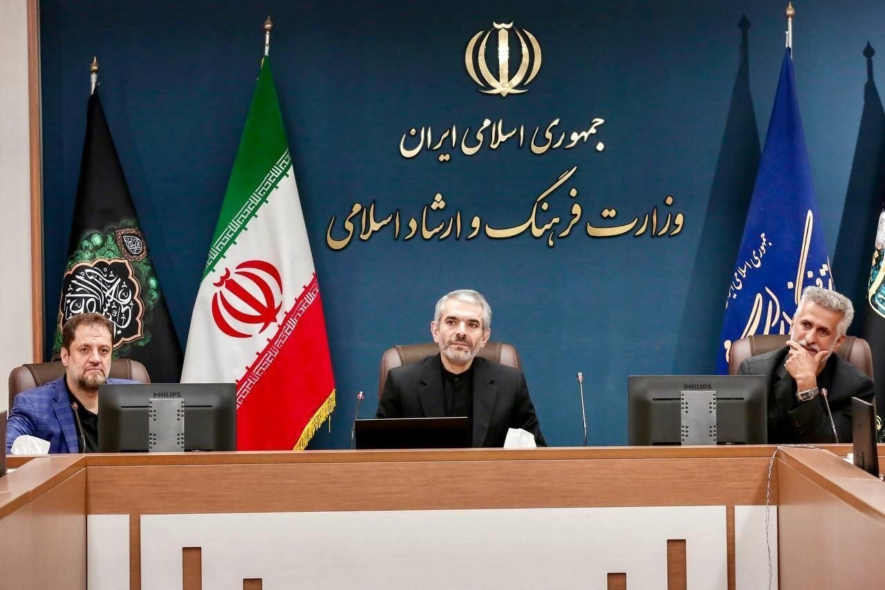 تکریم خانوادههای شهدا سیره نبوی(ص) است