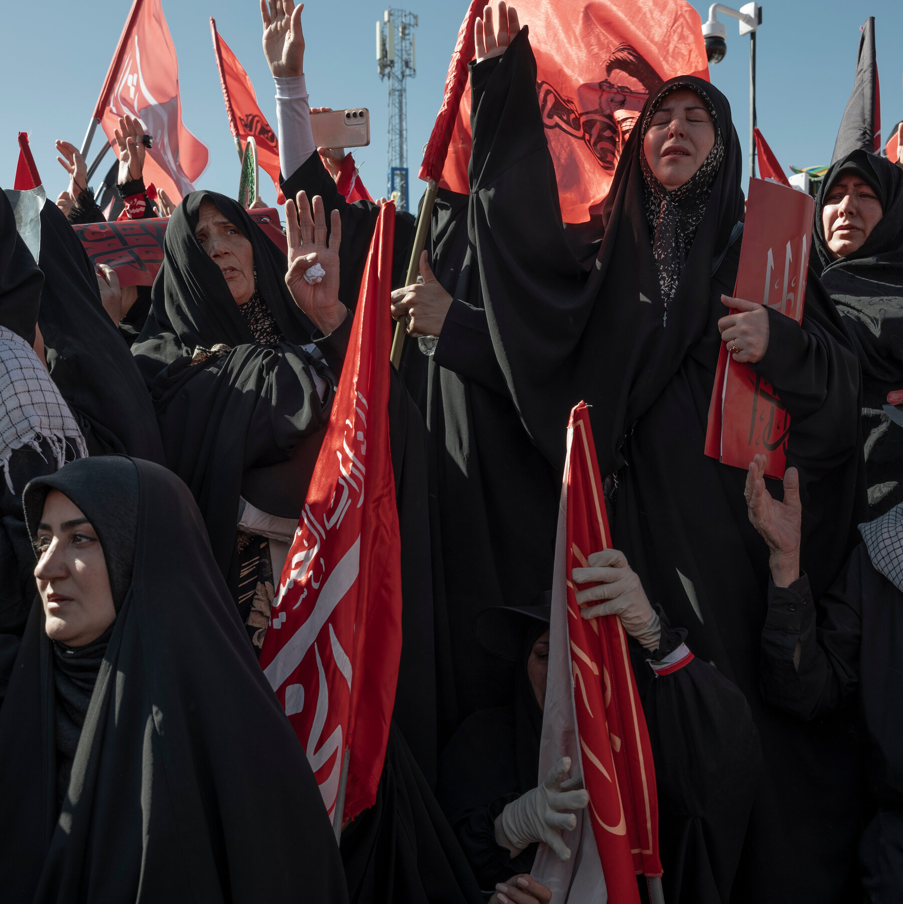 تندروها در ایران می خواهند به مبارزه با آمریکا ادامه دهند