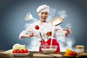 ۱۰ اشتباه رایج در آشپزی که طعم غذا را خراب میکند
