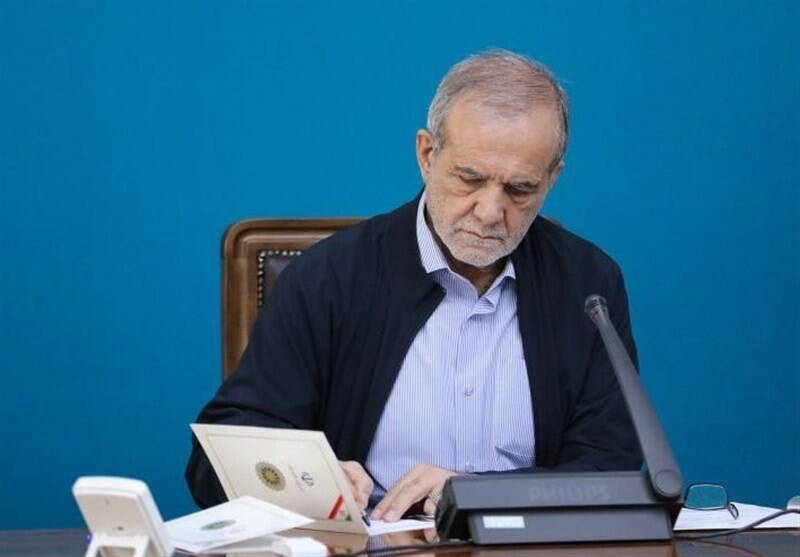 پزشکیان درخشش تیم المپیاد فیزیک کشورمان را تبریک گفت