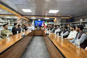 جهان امروز تنها با جنگ نظامی مواجه نیست