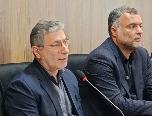 رضایی: خدمت بیمنت راهبرد اصلی عبور از چالش های اقتصادی است