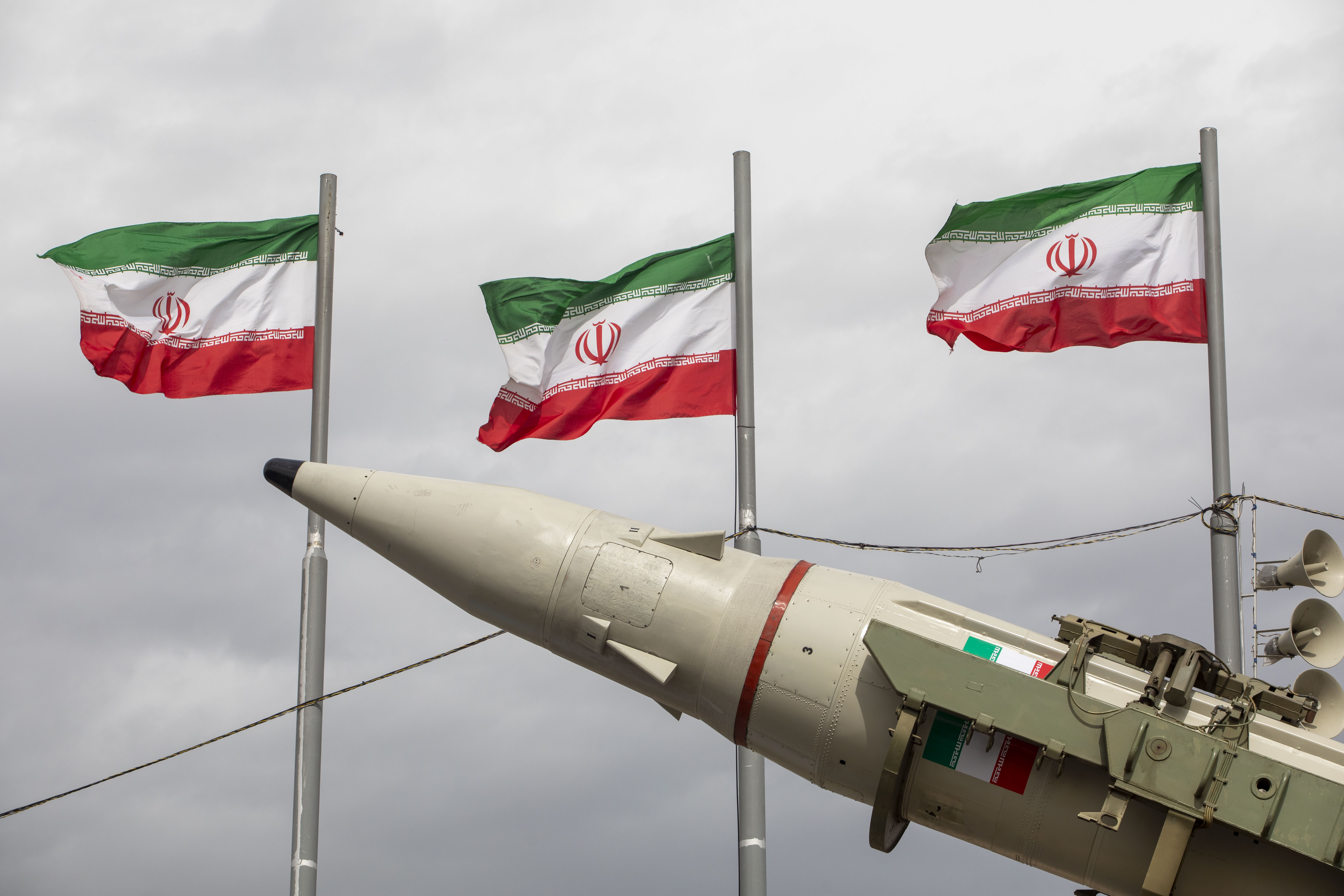 ایران سه موشک بالستیک به پایگاه آمریکایی در کویت شلیک کرد - گزارش