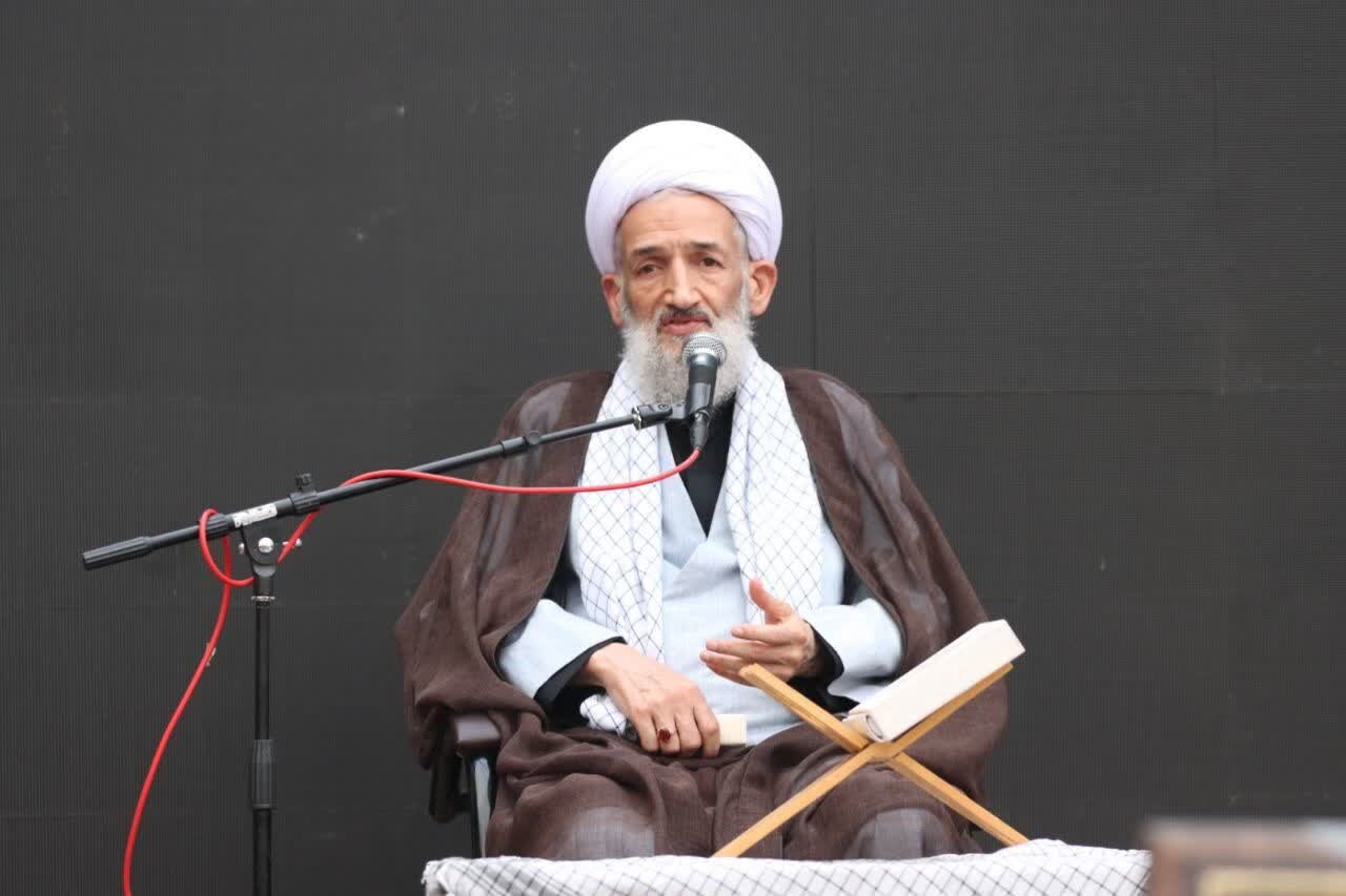 تربیت غربی خطرناکترین فسادِ امروز است/ آموزشوپرورش در خط مقدم مبارزه