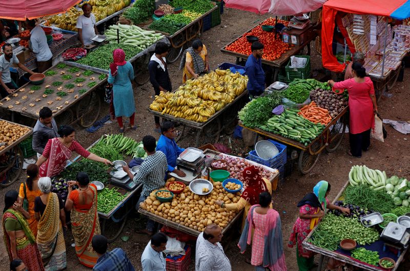 نرخ تورم هند پس از گذشت بیش از یک سال، زمینه را برای افزایش نرخ ها فراهم می کند