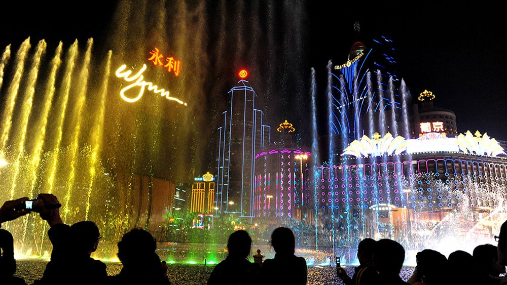 MGM Resorts در مواجهه با تهدیدات دیجیتالی، با شرکت Barry Diller's People Inc.