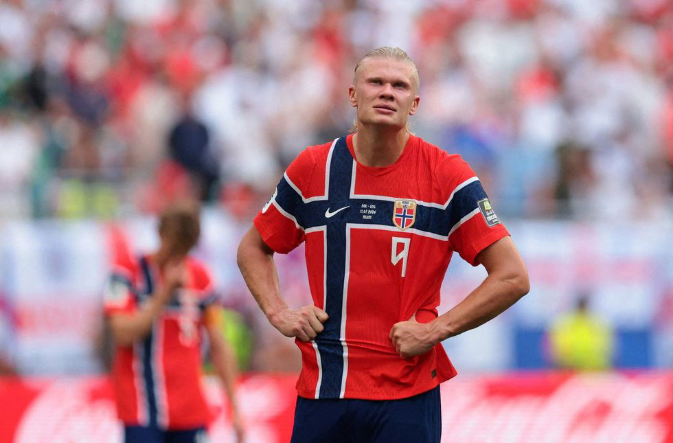 دیدار پادشاه هارالد با ارلینگ هالند و تیم نروژ به تعویق افتاد