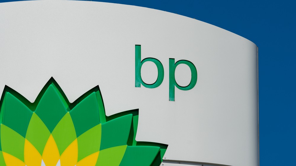BP پالایش قوی تر Q2 و خروجی کمتر در تعمیر و نگهداری و اختلالات را نشان می دهد