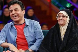 عمو پورنگ عزادار شد| علت فوت مادر داریوش فرضیایی چه بود؟