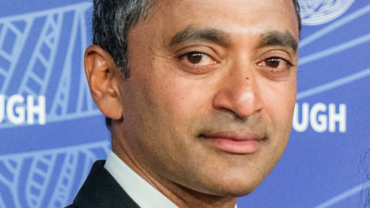 Chamath Palihapitiya هشدار می دهد که AI tokenmaxx کردن به درآمد آسیب می رساند