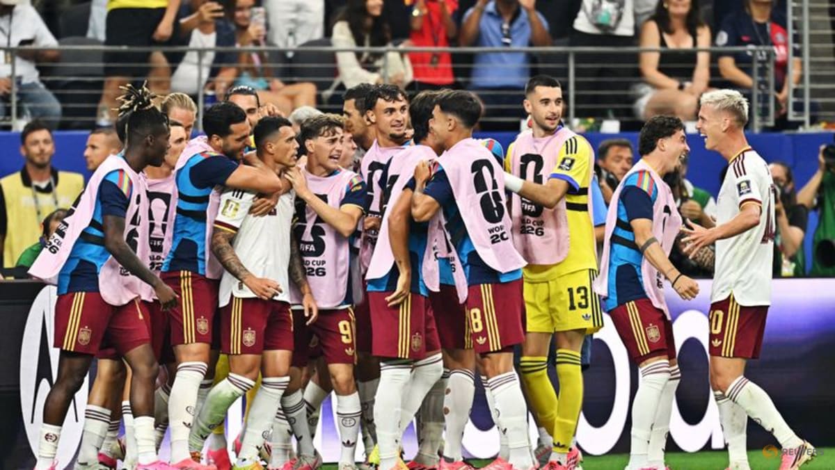 اسپانیا با نتیجه 2-0 فرانسه را شکست داد و به فینال جام جهانی رسید