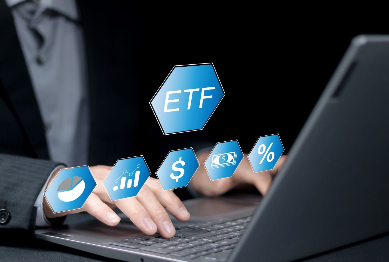 3 ETF تحت پوشش برای خرید برای درآمد ماهانه در سال 2026