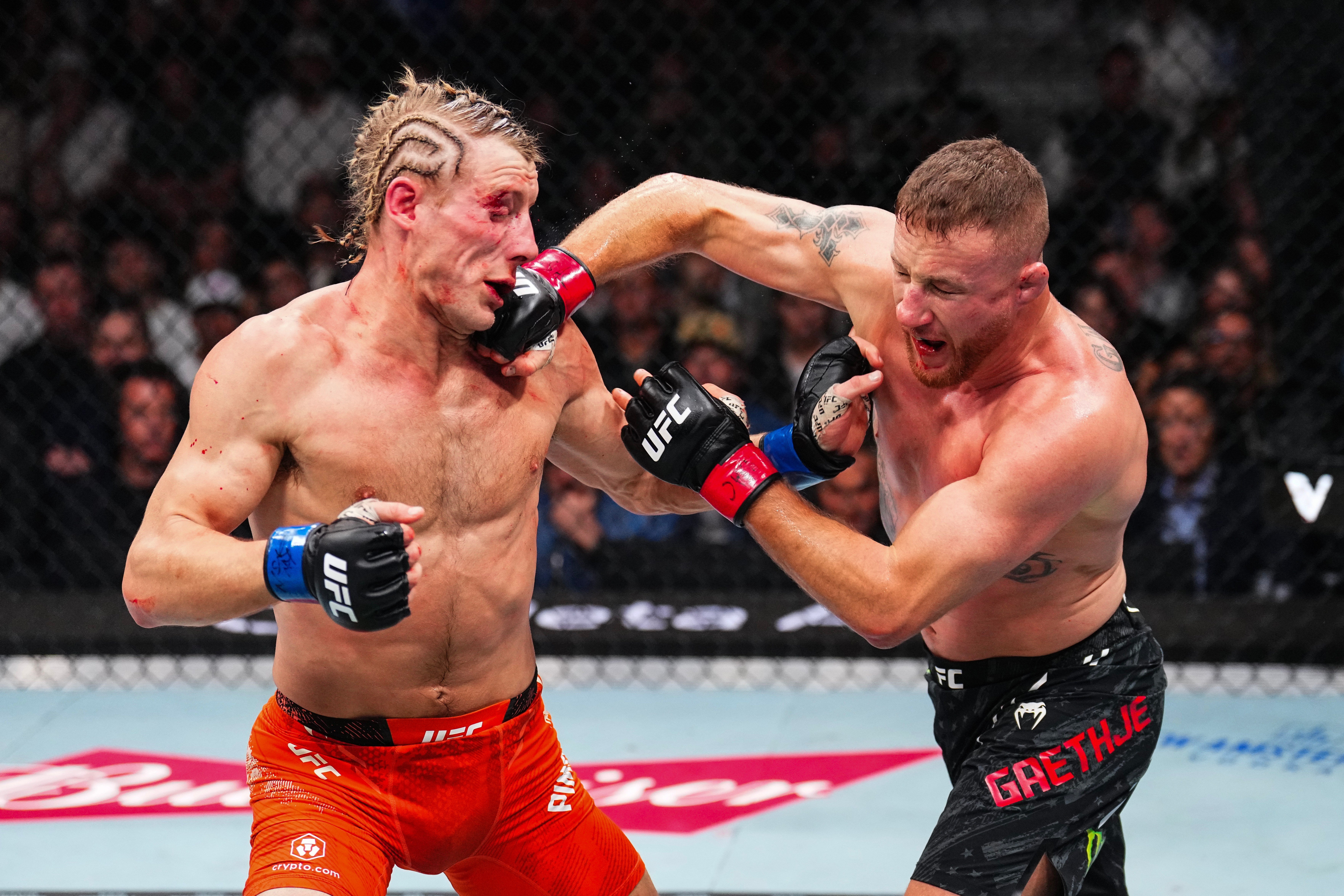 جاستین گیتژ قهرمان UFC علاقه ای به مسابقه مجدد پدی پیمبلت ندارد