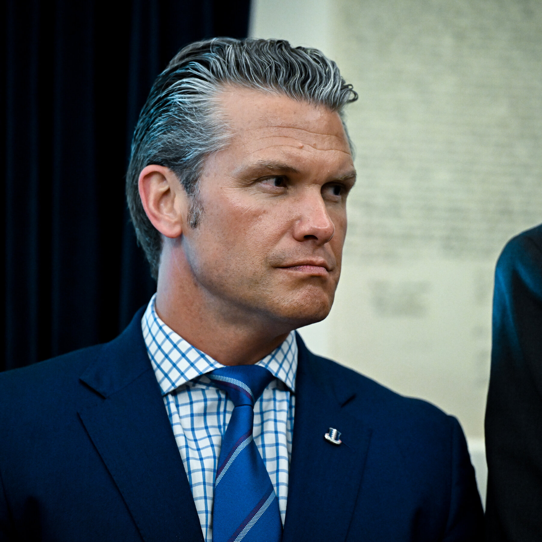 Hegseth قصد دارد تمام سربازان، از جمله زنان را برای تستوسترون پایین بررسی کند