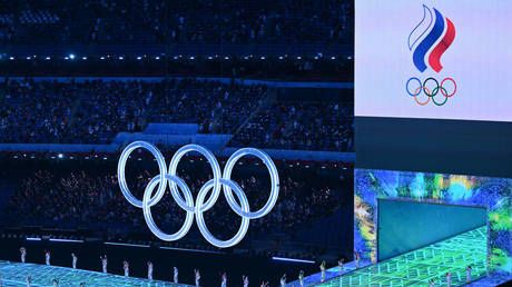 IOC از بازگرداندن کمیته المپیک روسیه پس از تهدید اتحادیه اروپا دفاع می کند - رویترز