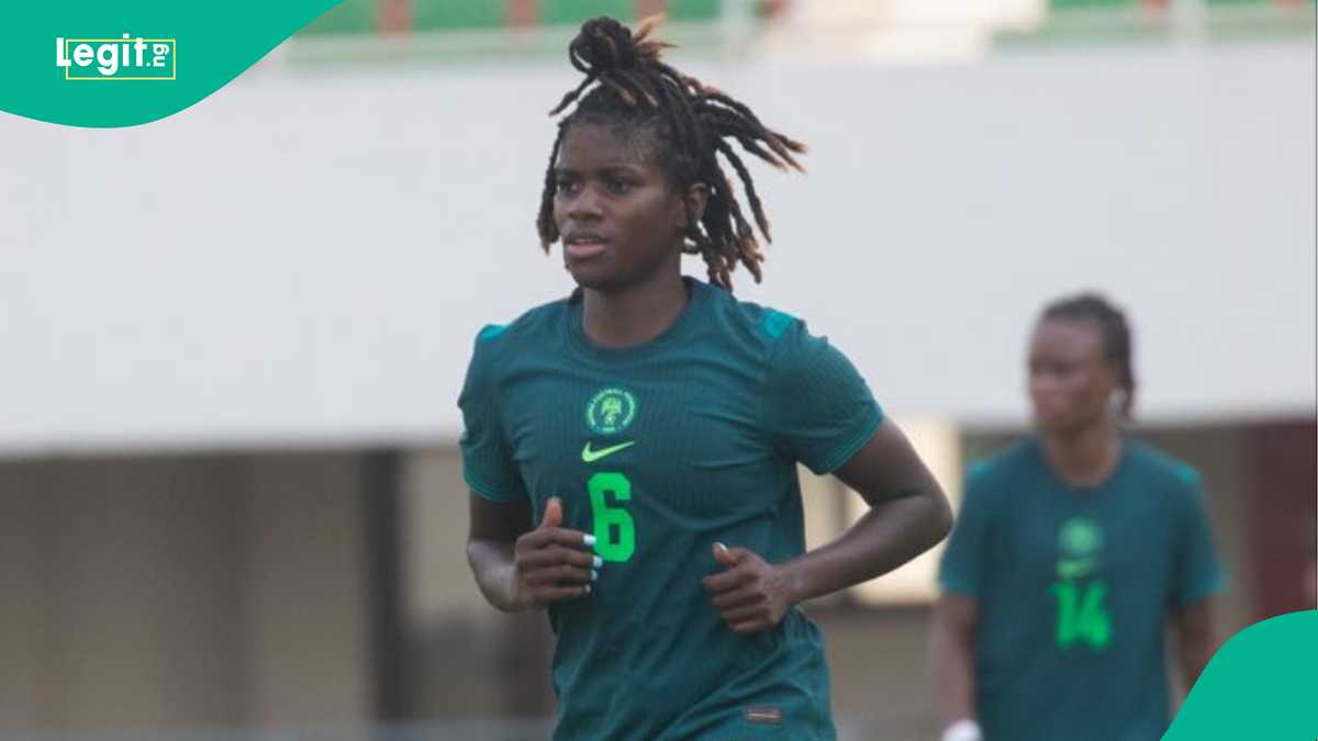 واکنش استر اوکورونکوو ستاره Super Falcons به از دست دادن بهترین جایزه CAF 2025 قبل از WAFCON