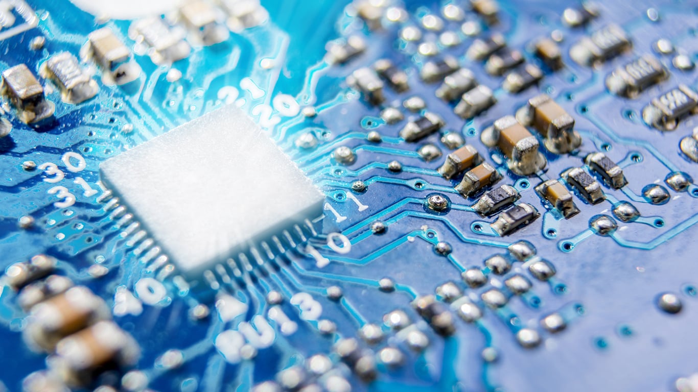 SK Hynix 8٪ در بازگشت به شکار معامله افزایش یافت زیرا HSBC مجدداً SKHY را به عنوان یک انتخاب برتر تراشه تأیید کرد