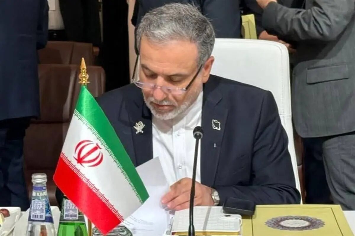 عراقچی: تا آخرین نفس از وجب به وجب سرزمین‌مان دفاع می‌کنیم + عکس