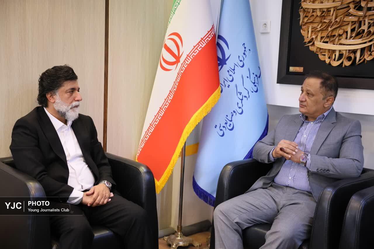 تزریق ۶ میلیارد تومان به قلب تاریخی فیروزآباد/ خیز بلند برای تبدیل میراث ساسانی به قطب درآمدزایی