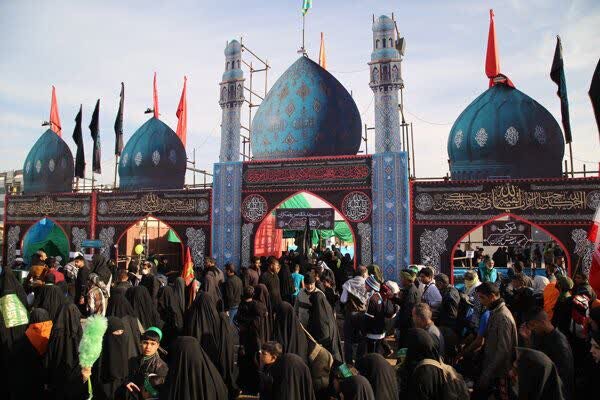 پنج موکب مسجدجمکران در ایران وعراق به زائران اربعین خدمترسانی میکنند