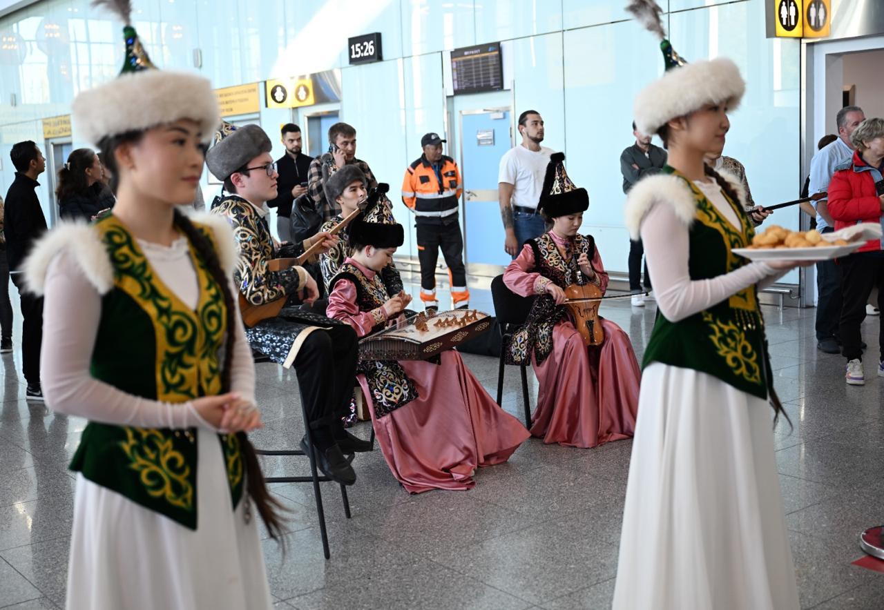 قزاقستان اقتصاد خلاق، فرهنگ و مسکن جوانان را پیش می برد