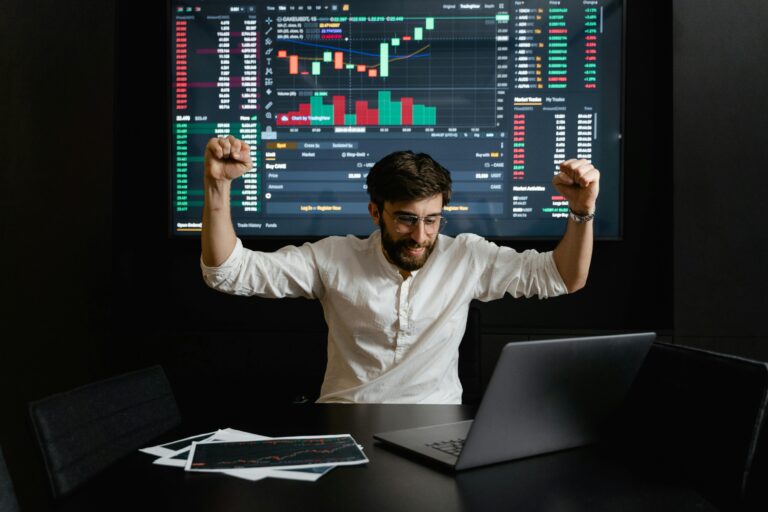 سرمایهگذاری جهانی (VG) با تنشهای ژئوپلیتیکی باعث افزایش رالی گاز طبیعی میشود