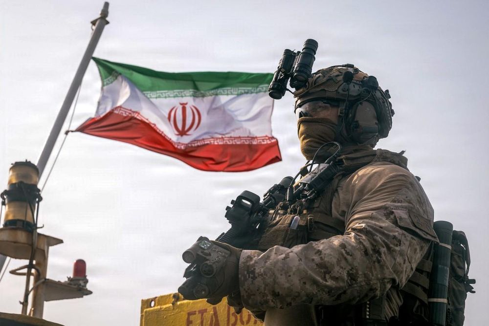 همزمان با گسترش حملات آمریکا، ایران اعلام «جنگ تمام عیار» می کند