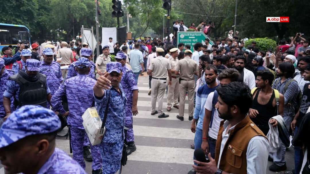 مشتاقان NEET کارگران BJP را در میان اعتراض CJP سرکوب کردند، ویدئو ویروسی شد