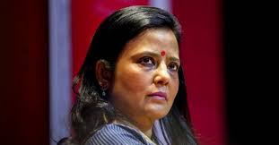 Cal HC به TMC MP Moitra در مورد سخنان نفرت، حفاظت موقت اعطا می کند