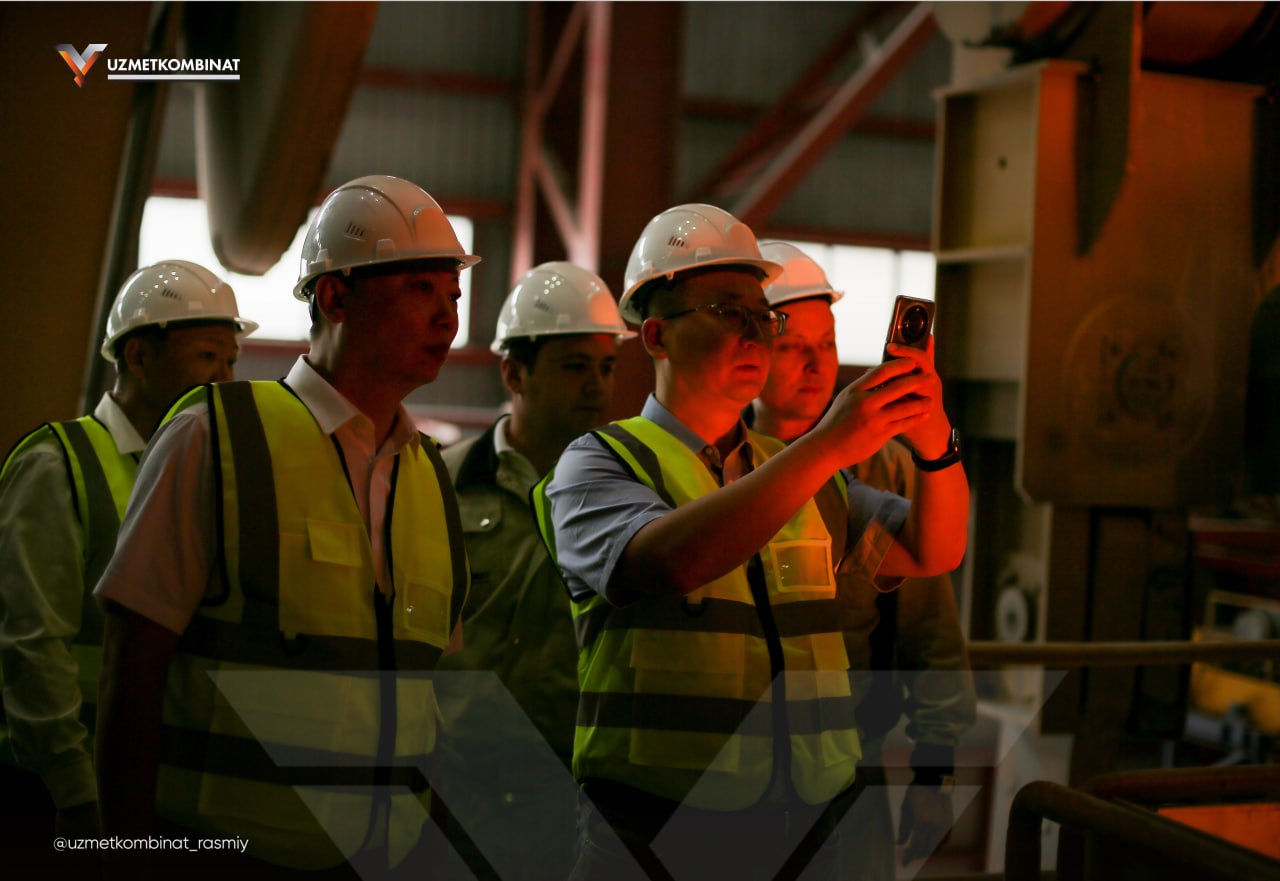 Uzmetkombinat ازبکستان، Baosteel اروپا مذاکرات سرمایه گذاری را پیش می برند