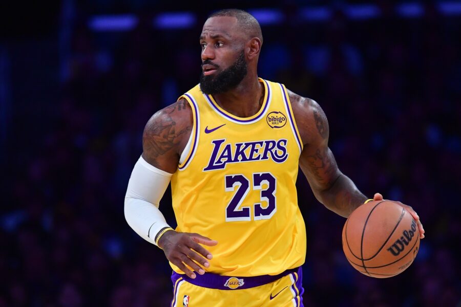 شایعات بازیکن آزاد: لبرون، هزونجا، کاوس، کومینگا، هاکس
