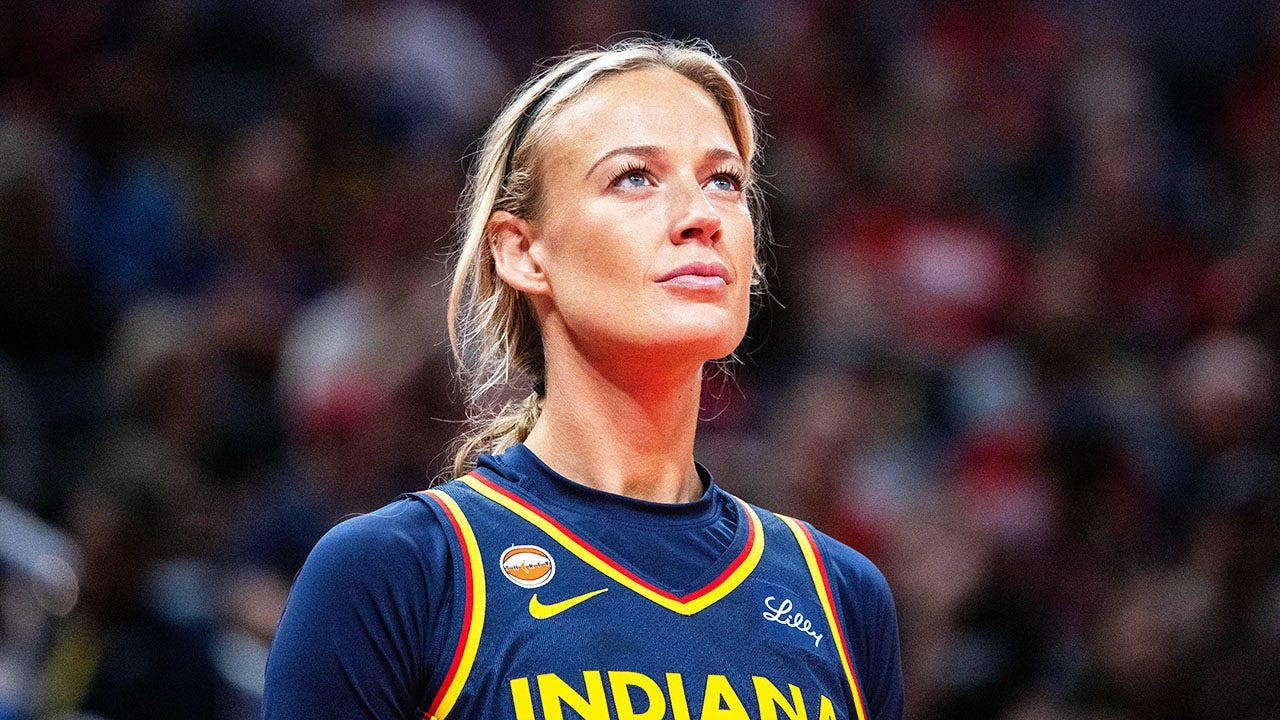 دفاع کاخ سفید از ستاره WNBA سوفی کانینگهام پس از صحبت های او در حمایت از ورزش زنان