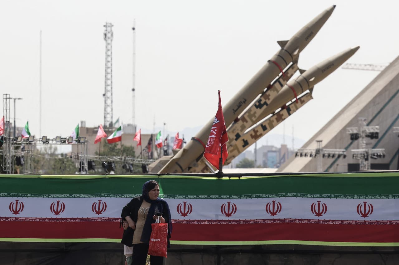 هر ماه دیگر از اختلال در مناقشه ایران چه معنایی برای قیمت نفت دارد
