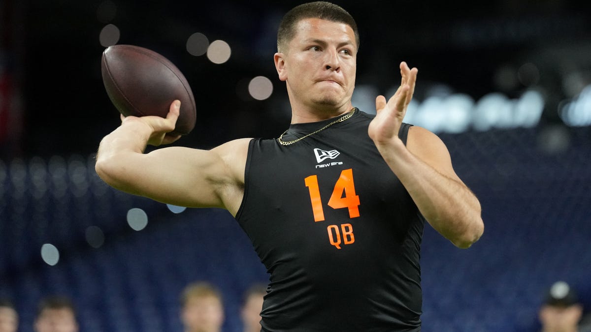 دیگو پاویا، فینالیست جایزه Heisman، توسط Ravens انصراف داد. چه باید بدانیم