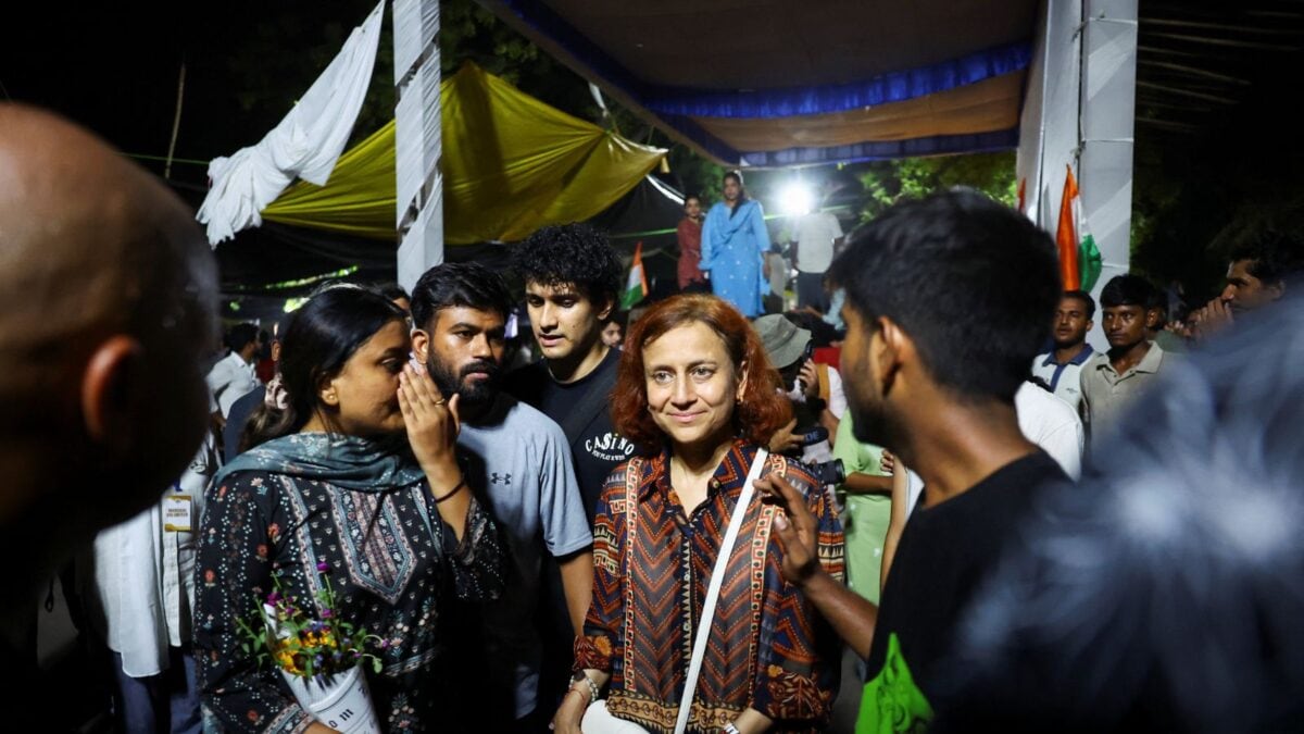 "زمان یادگیری از ژنرال Z": همسر سونام وانگچوک، گیتانجالی آنگمو به استعفای دارمندرا پرادان واکنش نشان داد