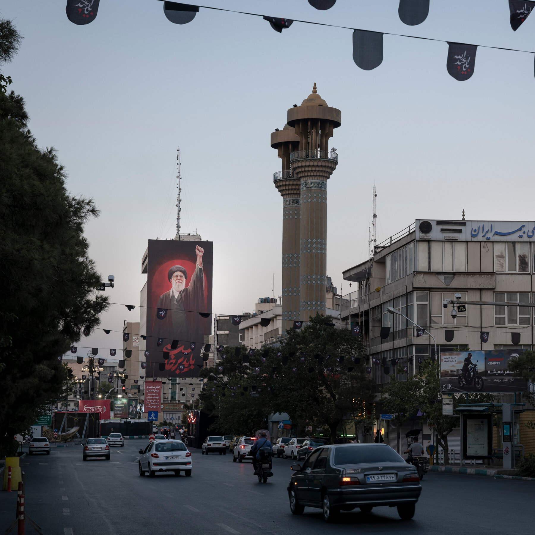 سفر ایران سرپیچی و امید جامعه در زمان جنگ را آشکار می کند